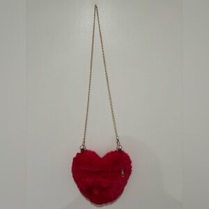 Heart-Shaped Faux Fur Crossbody Bag - Red
